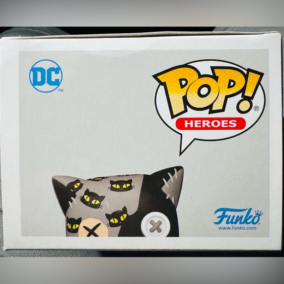 Funko Pop DC Heroes Patchwork CatWoman Vinyl Figure Brand New In Box - Picture 5 of 7